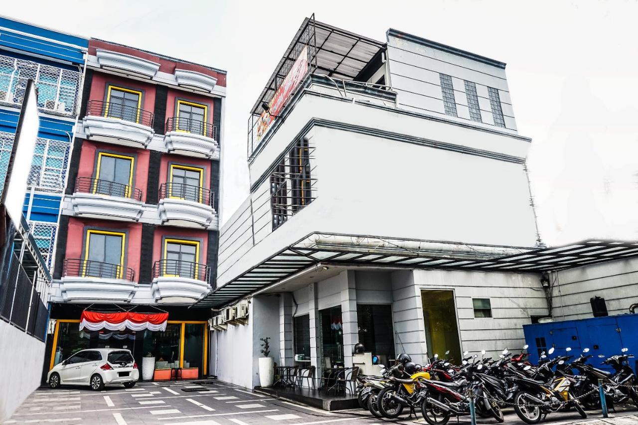Oyo 119 Belvena Hotel Jakarta Extérieur photo