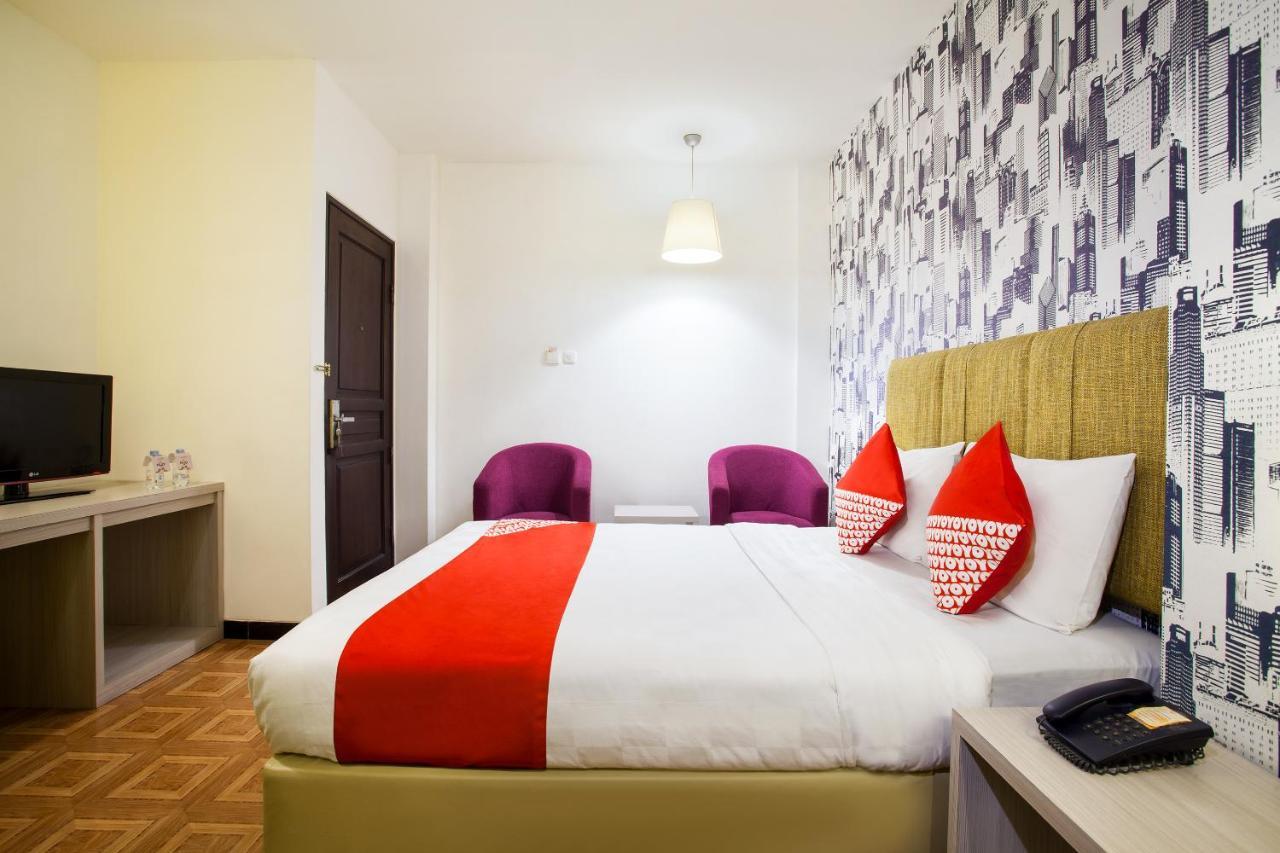 Oyo 119 Belvena Hotel Jakarta Extérieur photo